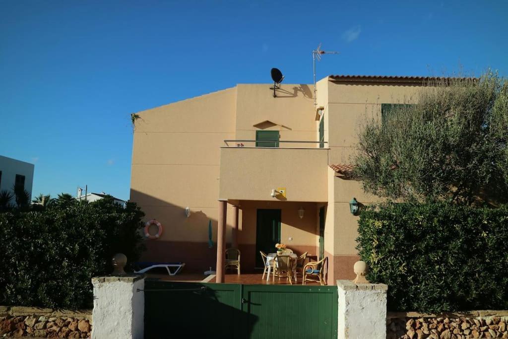Spectacular Villa With Swimmingpool In Cala Blanca Cala Blanca  Extérieur photo