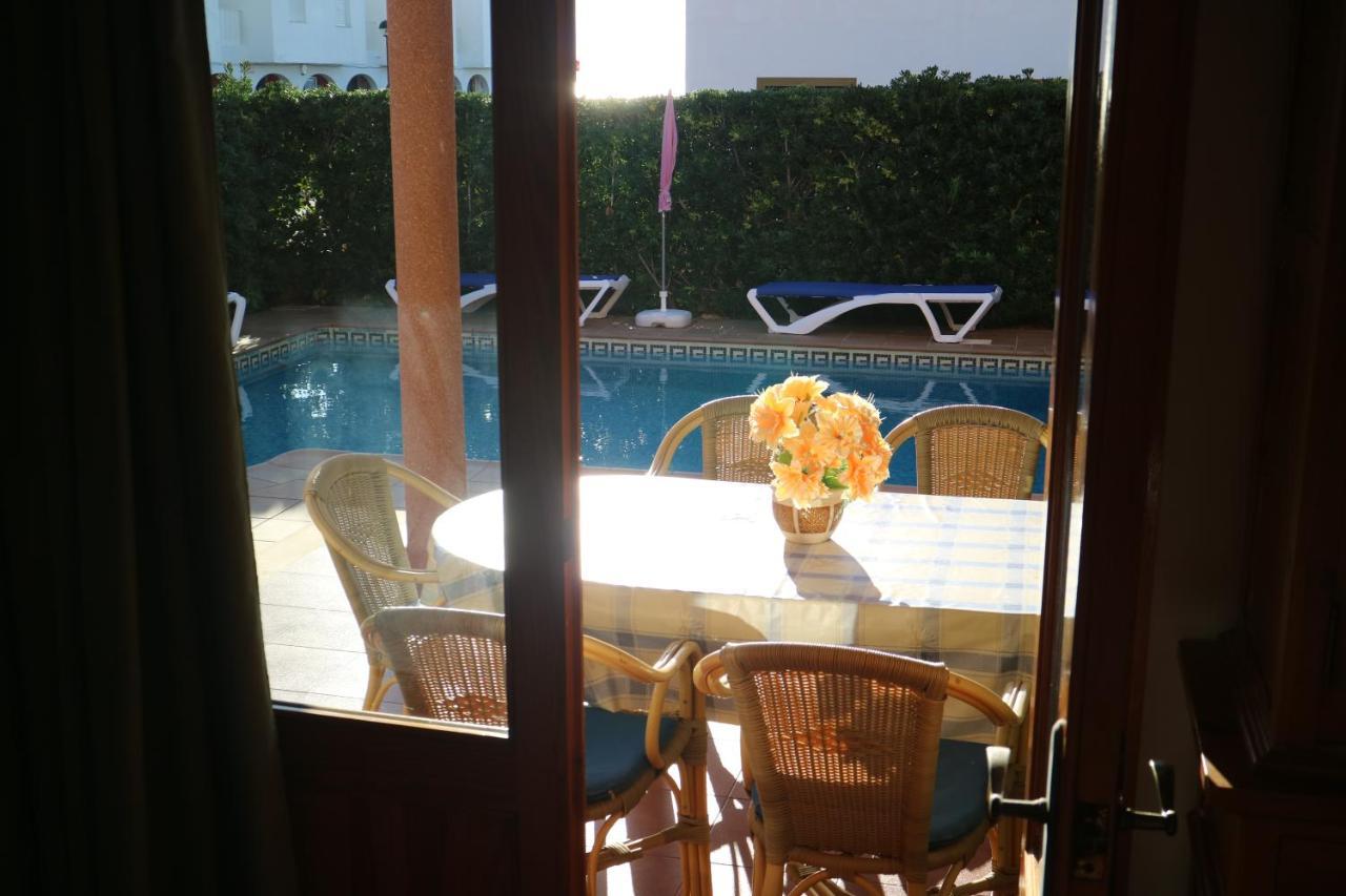 Spectacular Villa With Swimmingpool In Cala Blanca Cala Blanca  Extérieur photo